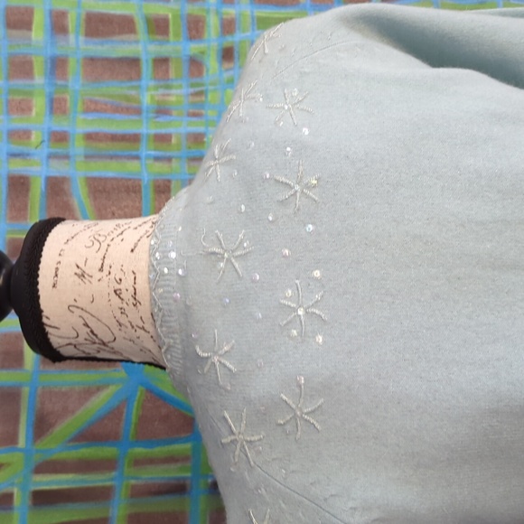 Mark1 1950s lined cardigan sweater in pale blue with hand beaded detail. - Picture 8 of 13
